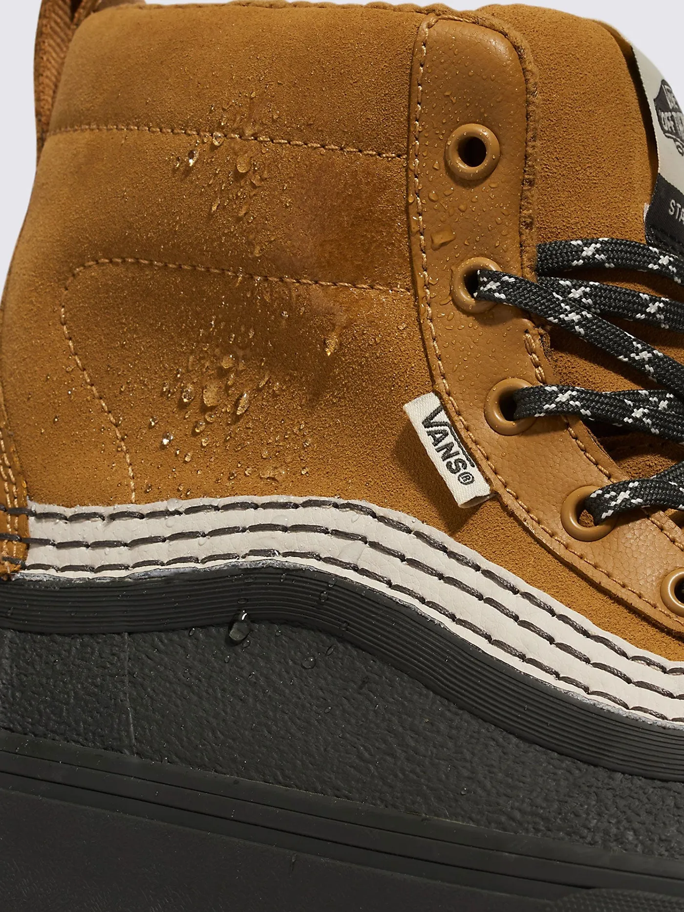 MTE Standard Mid Waterproof Tan/Black Winter Boots